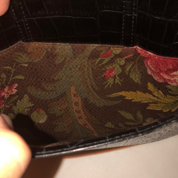 Brighton Handbag - Picture 7 of 8